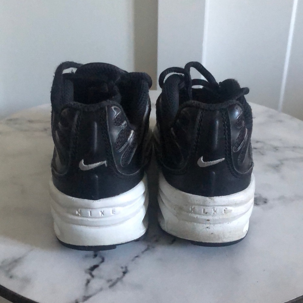 Air Max Plus - Picture 4 of 5